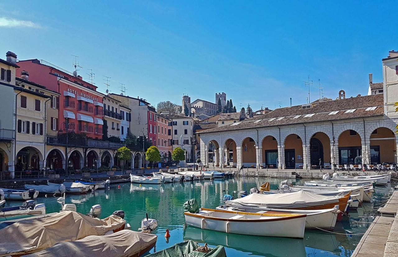 Ares Apartment - Vicino Al Lago Di Garda E Alla Stazione Treno Дезенцано-дель-Гарда Экстерьер фото